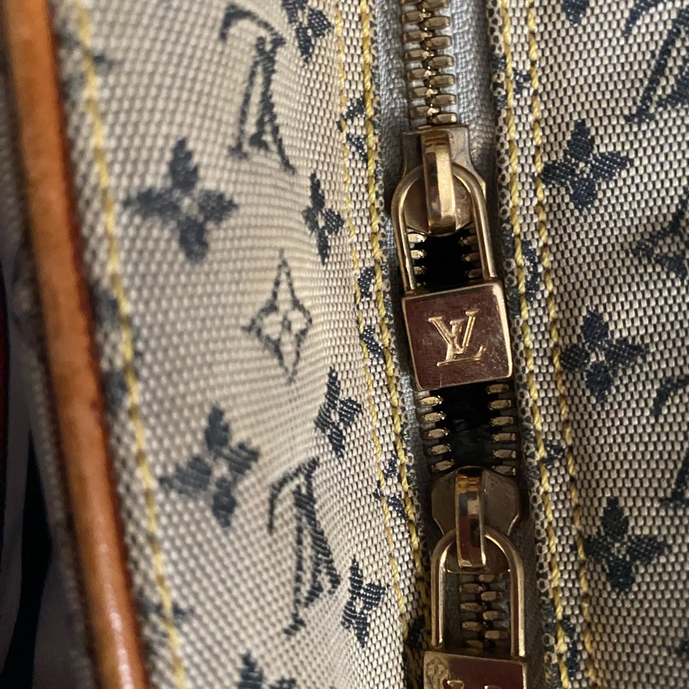 Designer Monogram Tan and Brown Handbag - Picture 5 of 6